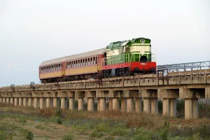train albanie
